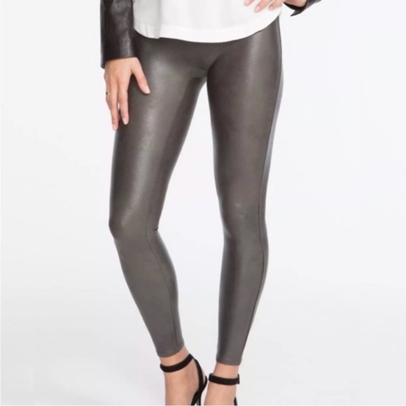 Spanx Faux Leather Leggings Dark Grey Size Small Minimalist Capsule Wardrobe S - Picture 4 of 12
